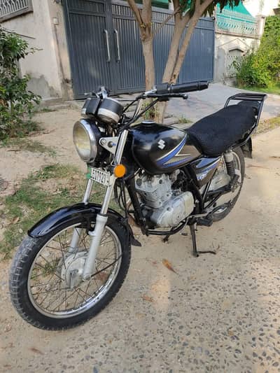 Suzuki Gs150 for sale.
