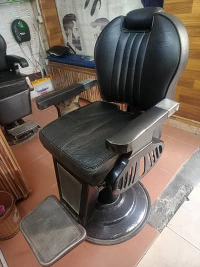 I am selling barber chairs