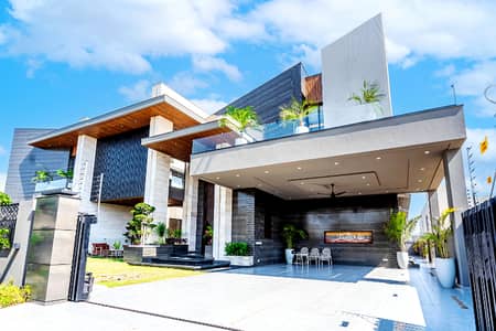 2- KANAL FULLY FURNISHED BUNGALOW WITH BASEMENT & SWIMMING POOL WITH 30 KV SOLAR SYSTEM IS AVAILABLE FOR RENT AT SUPER HOT LOCATION CLOSE TO RAYA AND MASJID