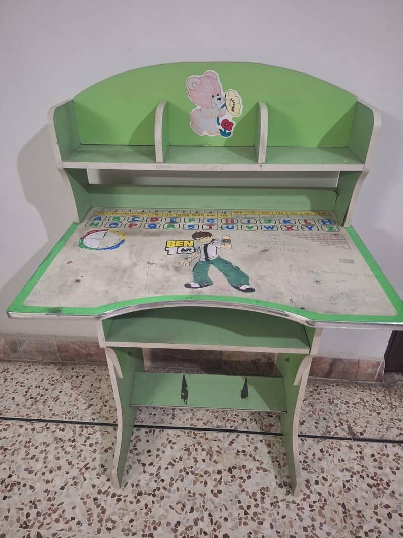 kids study table 4