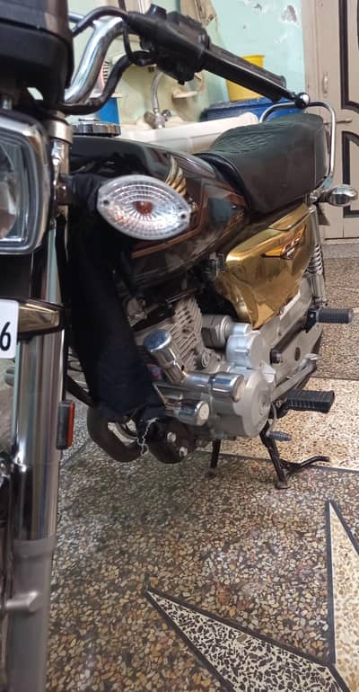 Honda 125 Sepical Gold edition Self start