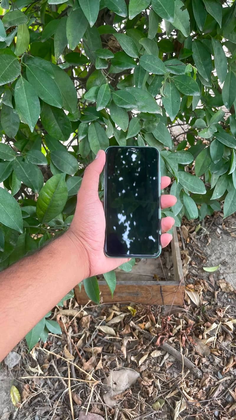 Apple iPhone 11 5