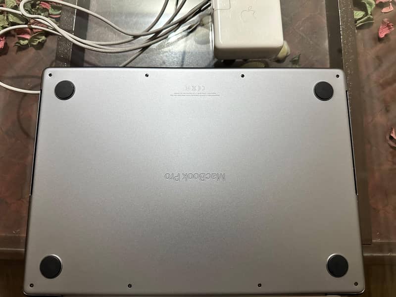 M1 pro macbook 5
