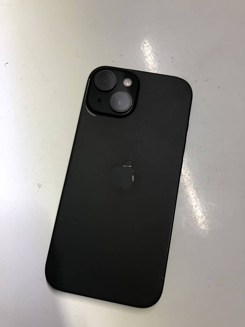 Apple iPhone 15 3