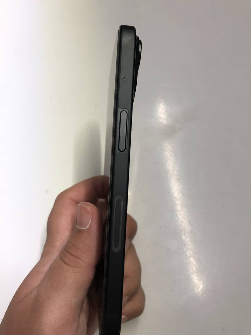 Apple iPhone 15 5