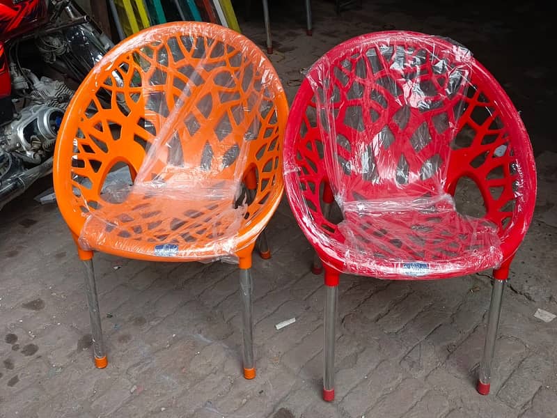 Tree Style Plastic Chairs 2