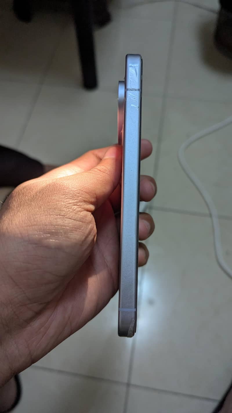 Google Pixel 10 3