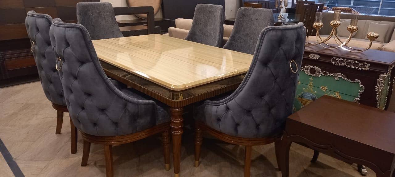 Dining Table With Chairs 0