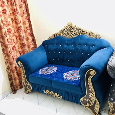 Taj Sofa