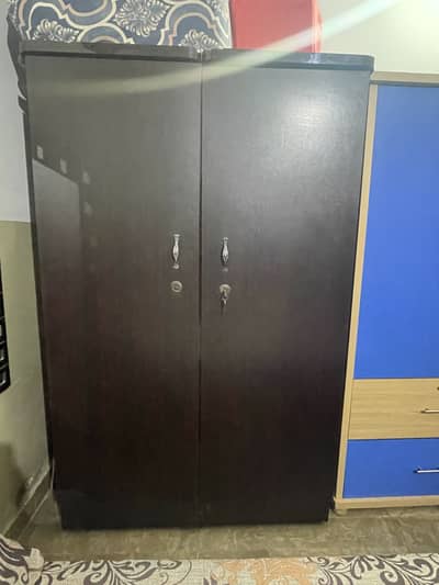 2 door wardrobe