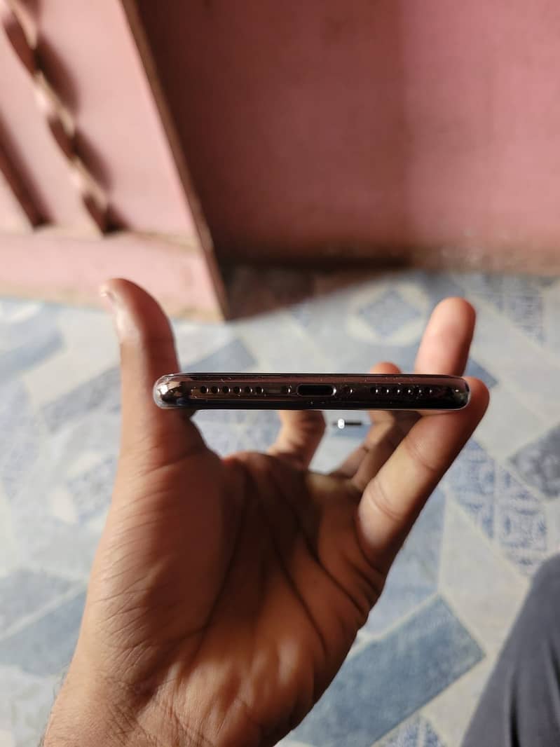 Apple iPhone X 7