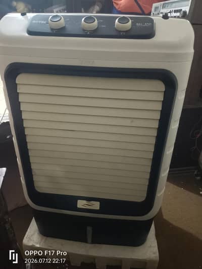 royal air cooler  for sale (like new)