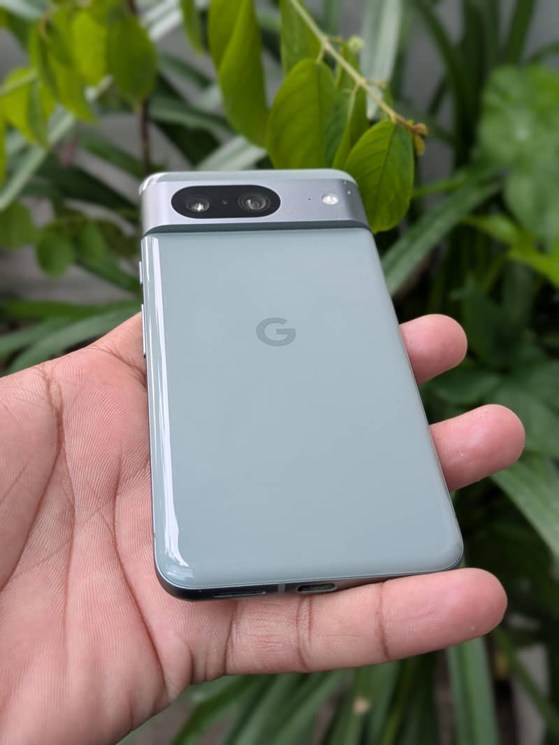Google Pixel 8 3