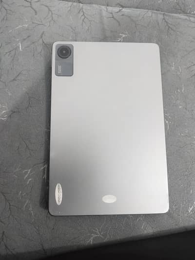 Redmi pad SE with box/charger 4/64