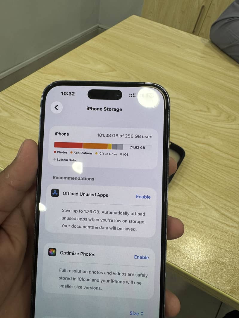 iPhone 14 Pro Max 0