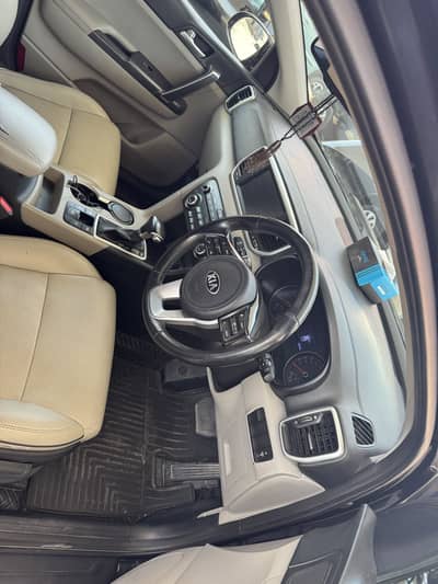 KIA Sportage FWD 2021