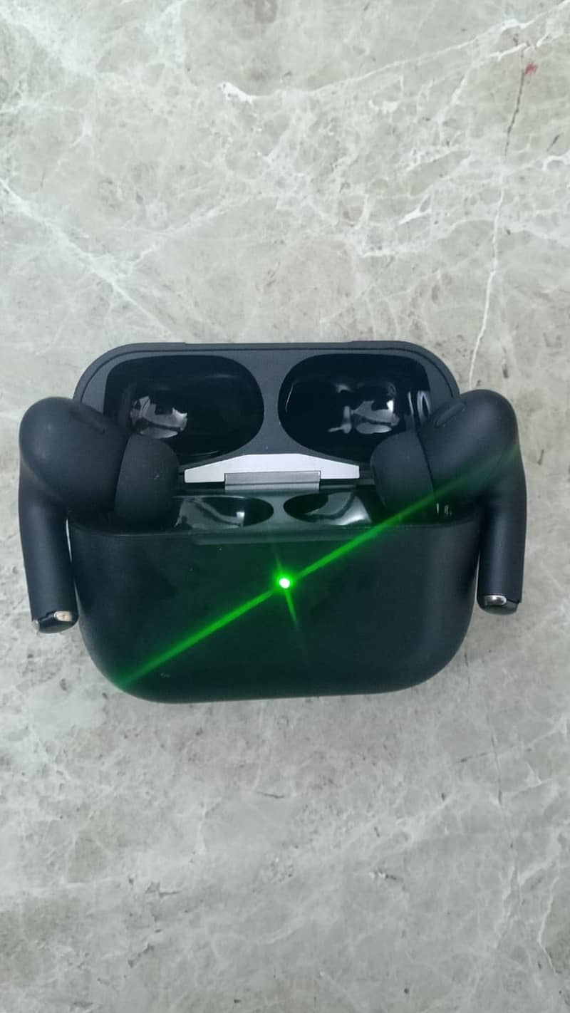 Earbuds pro . 1