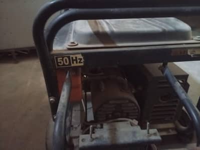 Metro MT-5000 Gasoline Generator good condition