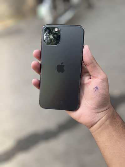 Iphone 11 Pro 64gb Factory Unlock 86 health Waterpack 10/10 Lush