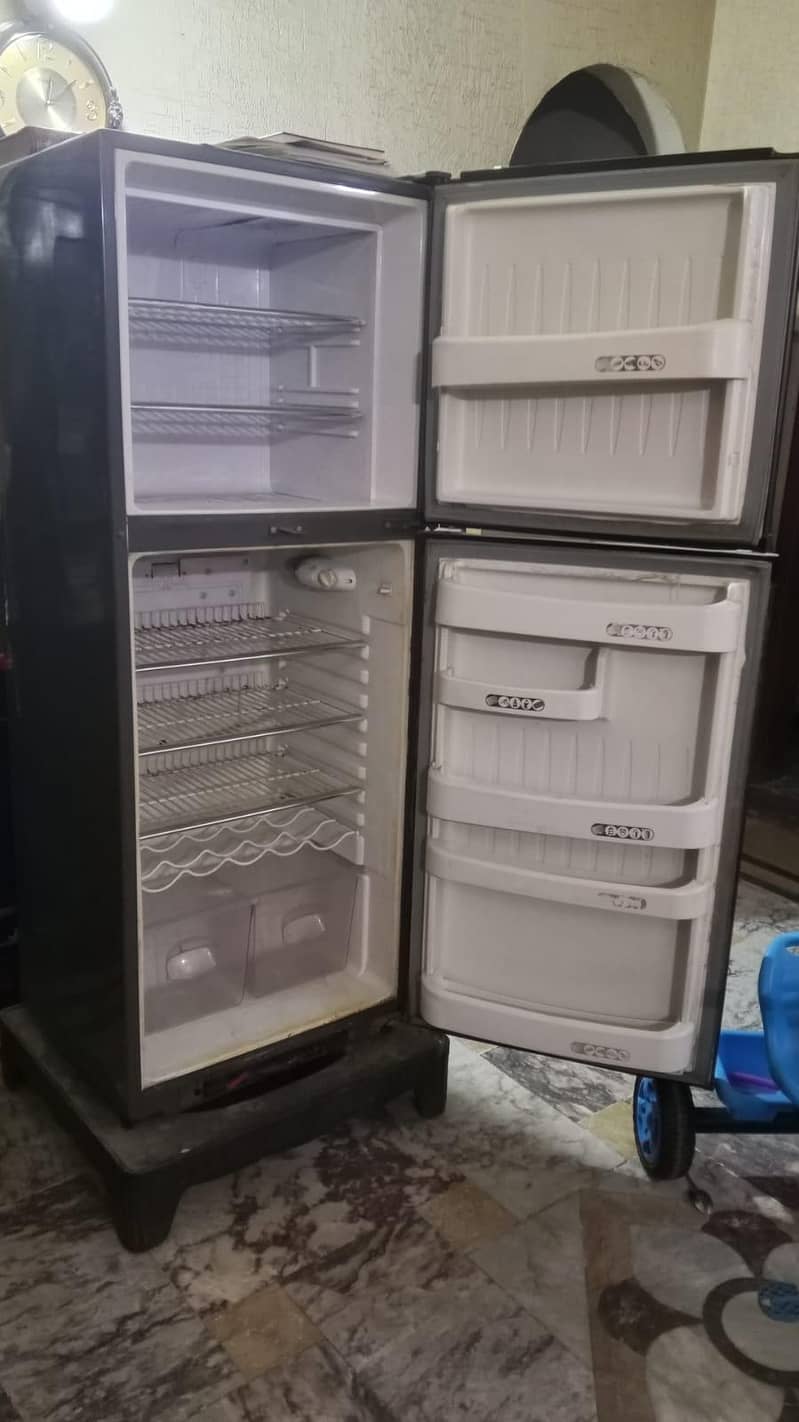 orient Fridge 1