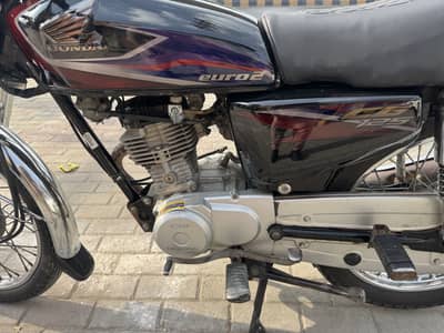 Honda 125 2017 genuine bike for sale