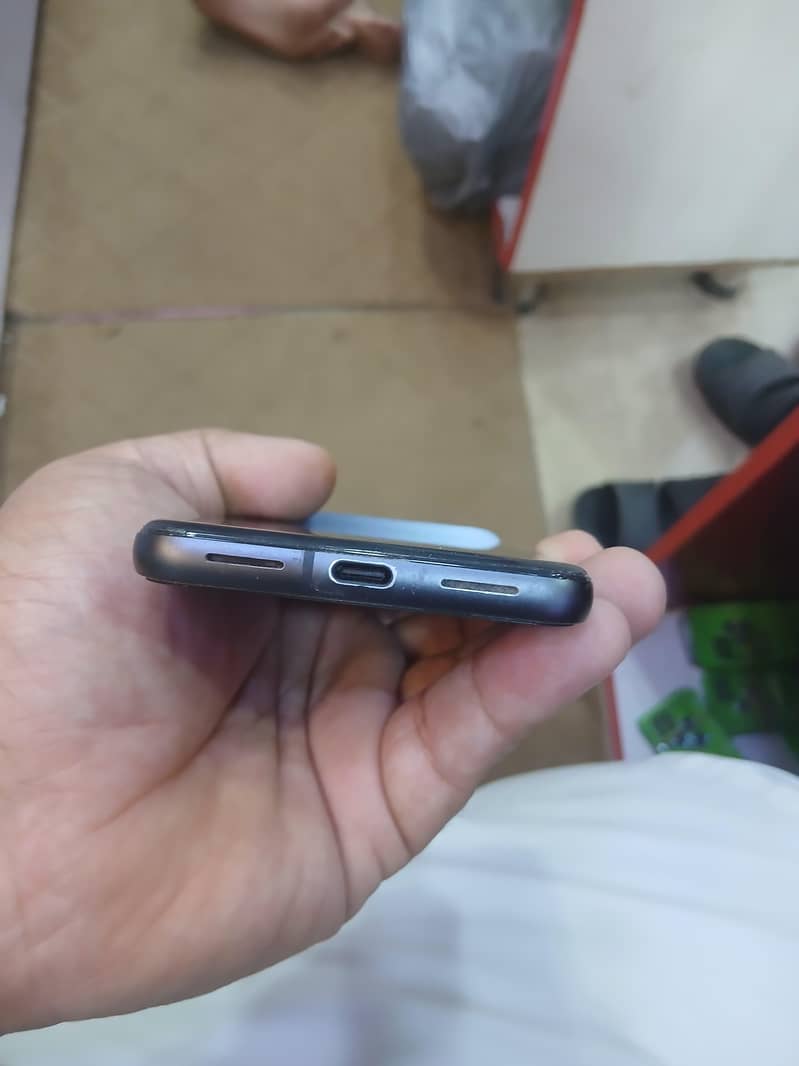 Google Pixel 8 1