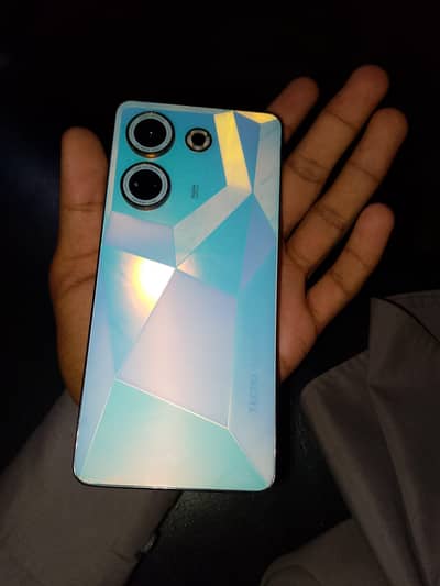 Tecno CAMON 20