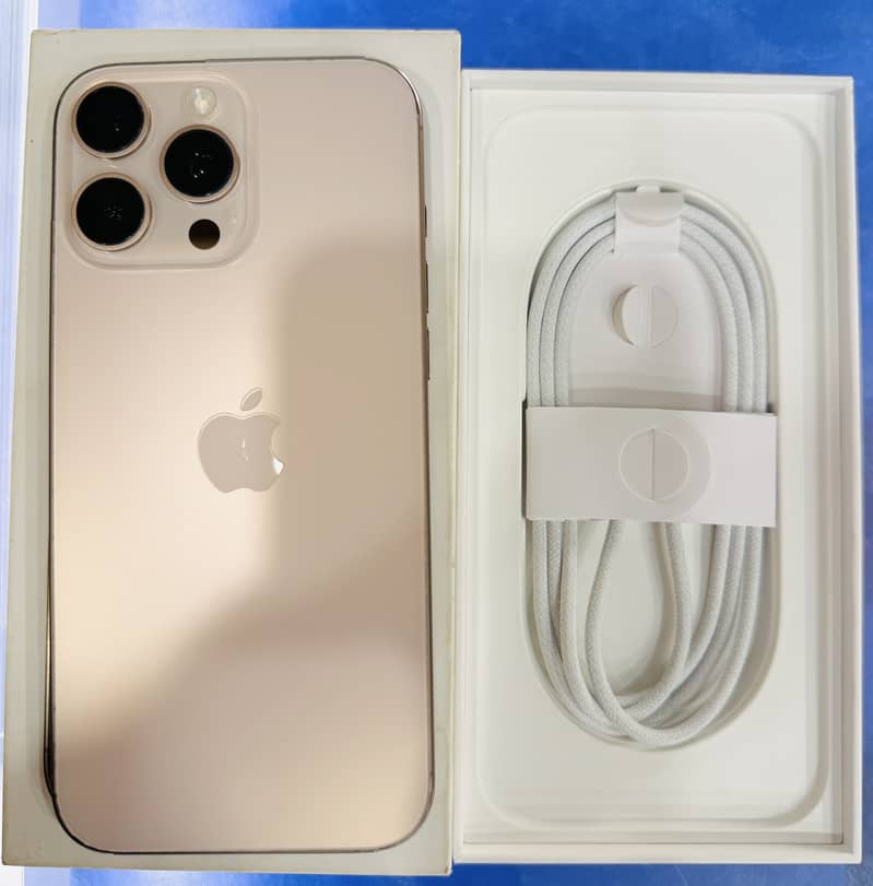 Apple iPhone 16 Pro Max 0
