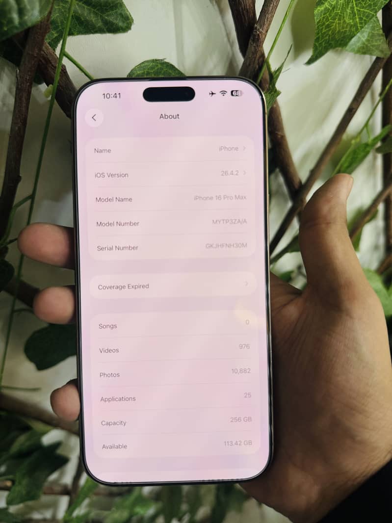 Apple iPhone 16 Pro Max 1