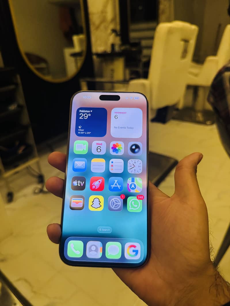 Apple iPhone 16 Pro Max 5