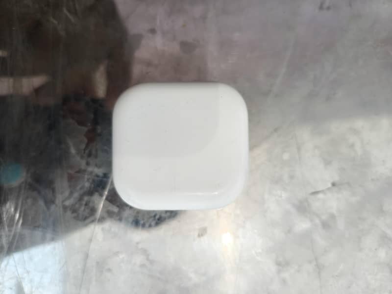 iPhone adaptor 4