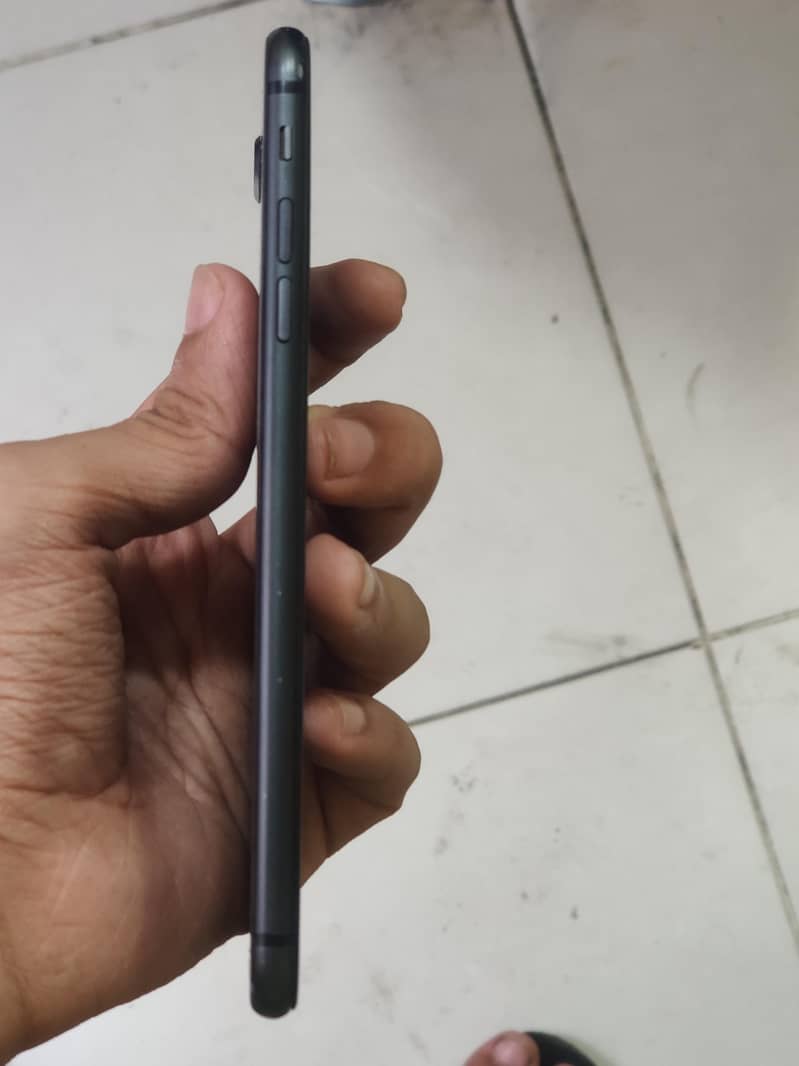 Apple iPhone 8 Plus 2