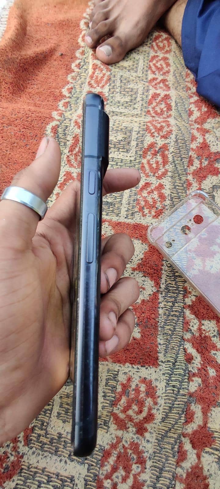 Google Pixel 8 4