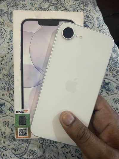 Iphone 17e 256gp officially approved 2 years warranty