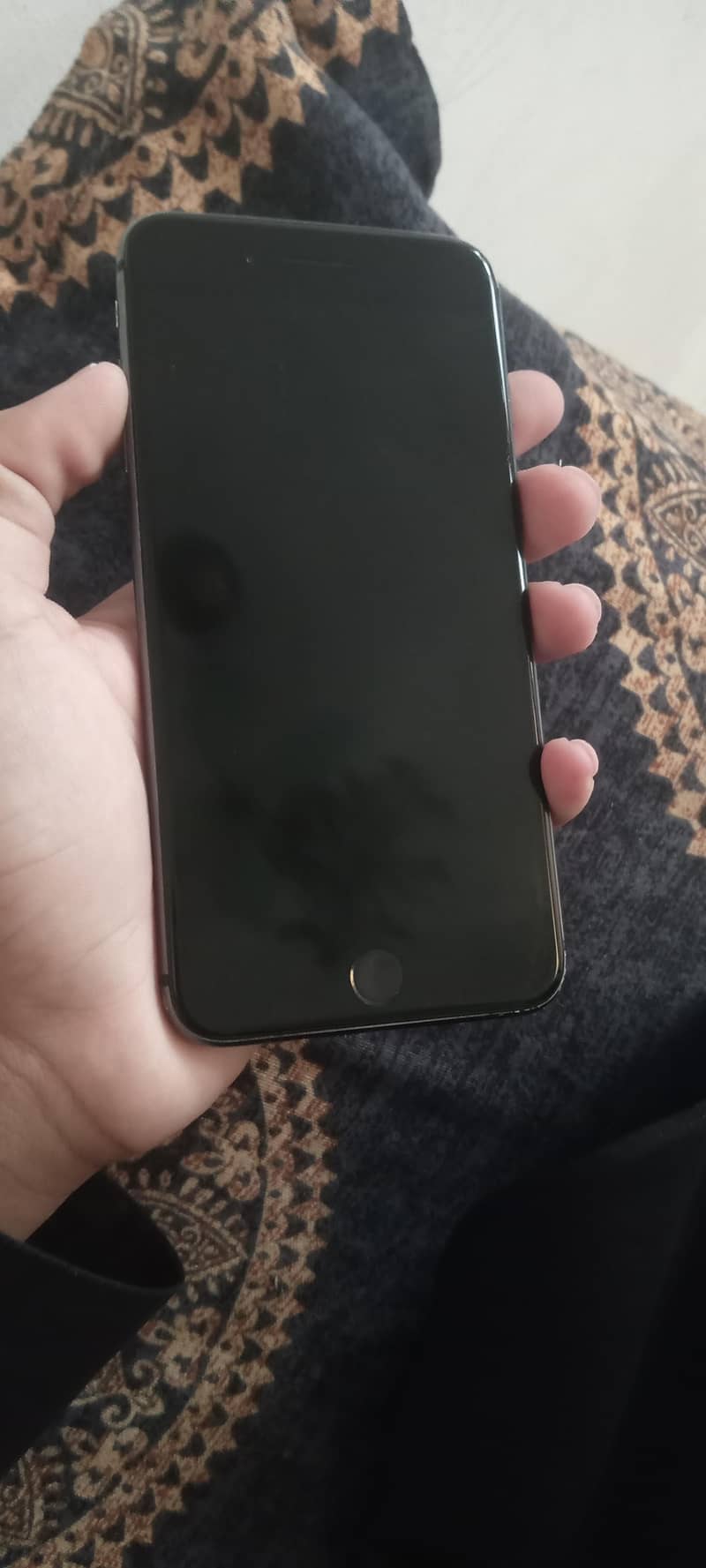 Apple iPhone 8 Plus 4