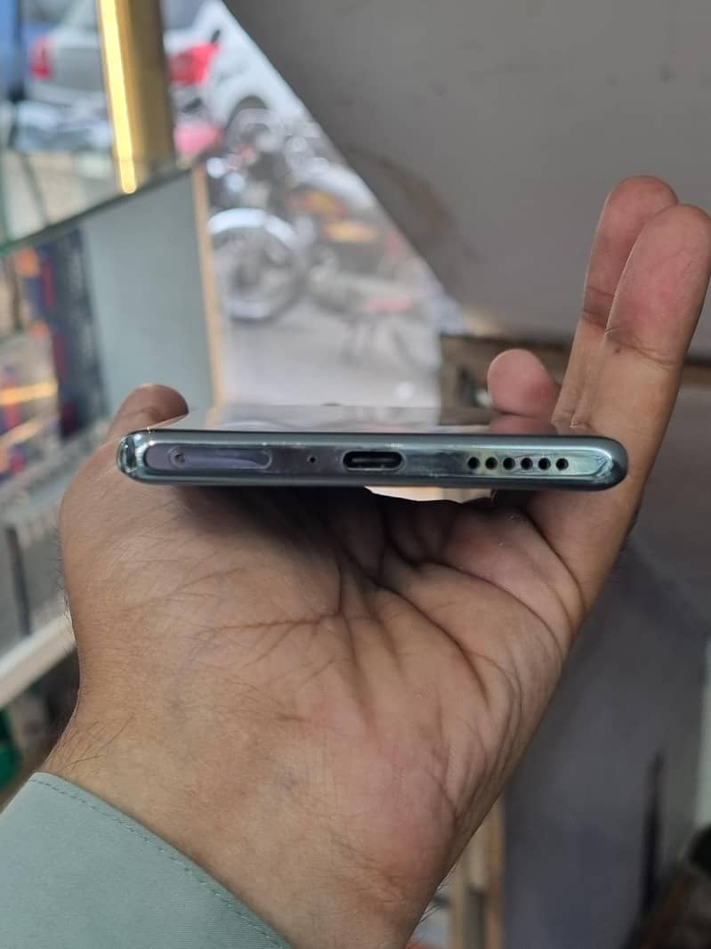 Infinix Zero 40 4