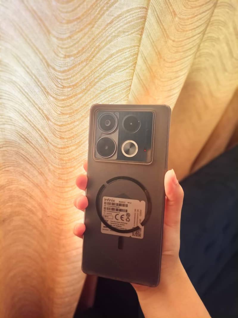 Infinix Note 40 0