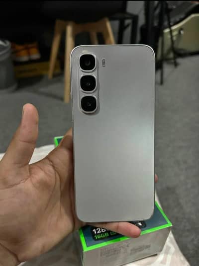 Infinix Hot 60 Pro