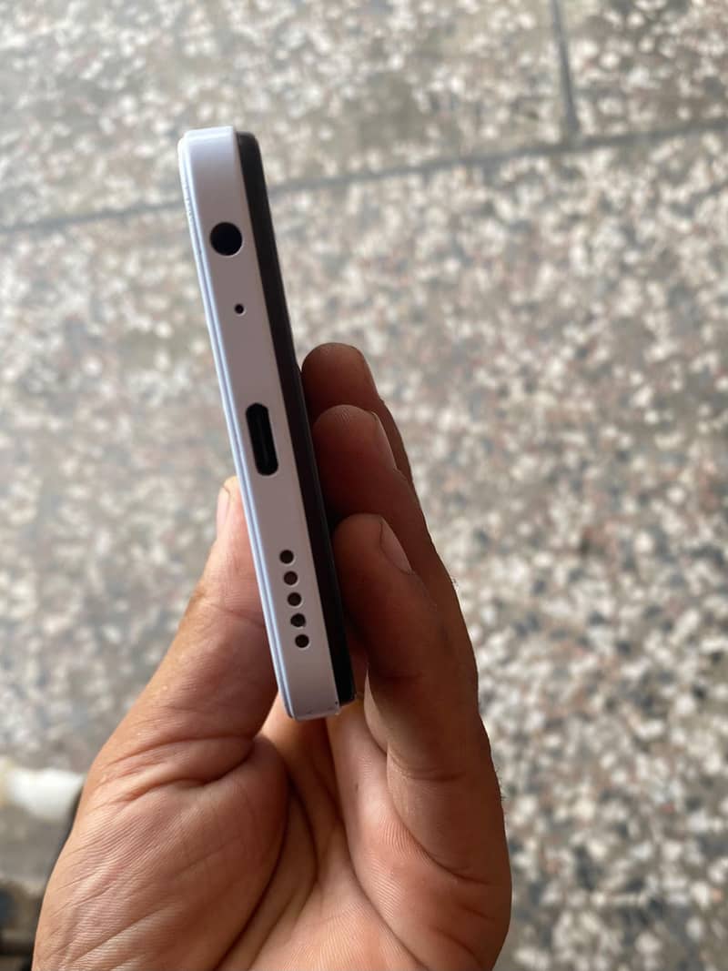 Itel A50C 4