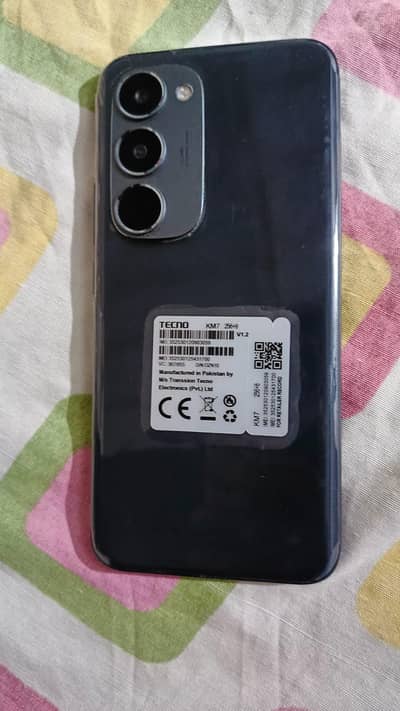 Tecno Spark 40 pro plus
