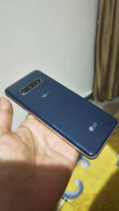 LG v60 Verizon excellent condition