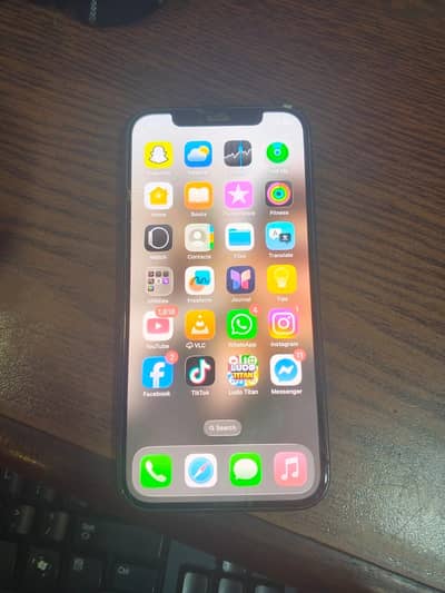 Apple iPhone 12 condition 10/10