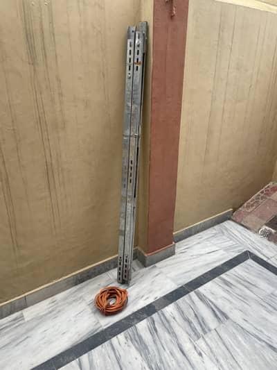 L2 stands 200walt wali plates ki  , 6mm ki wire 8 Gaz