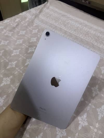 Ipad air 6th generation 11 inches M2