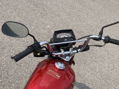 Honda CD 70 2023