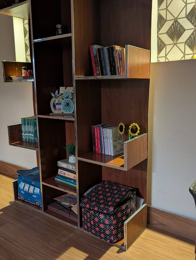 Book shelf 0