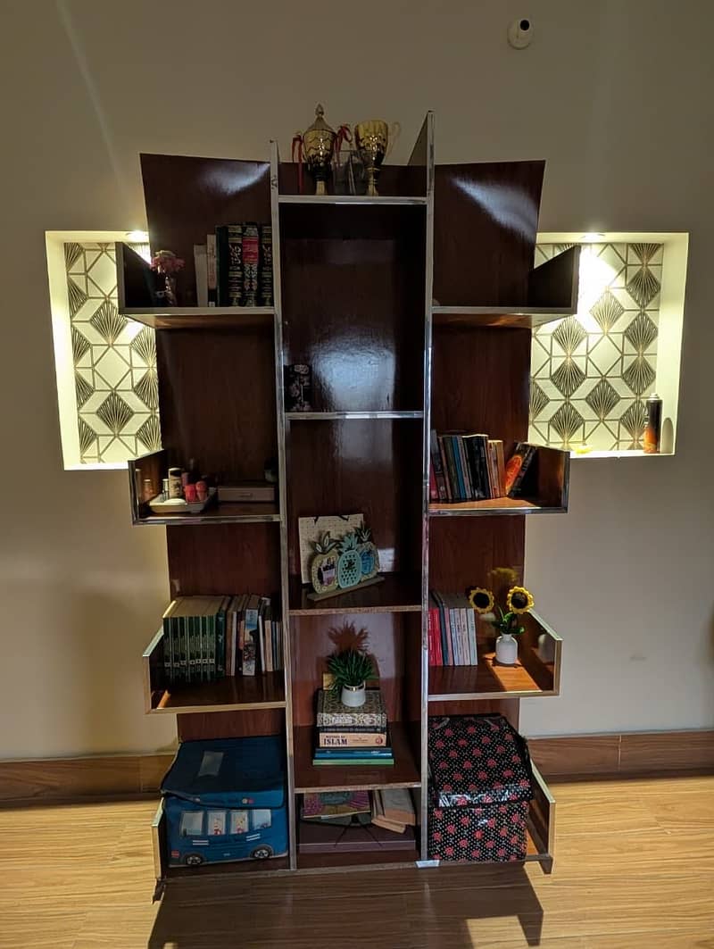 Book shelf 4