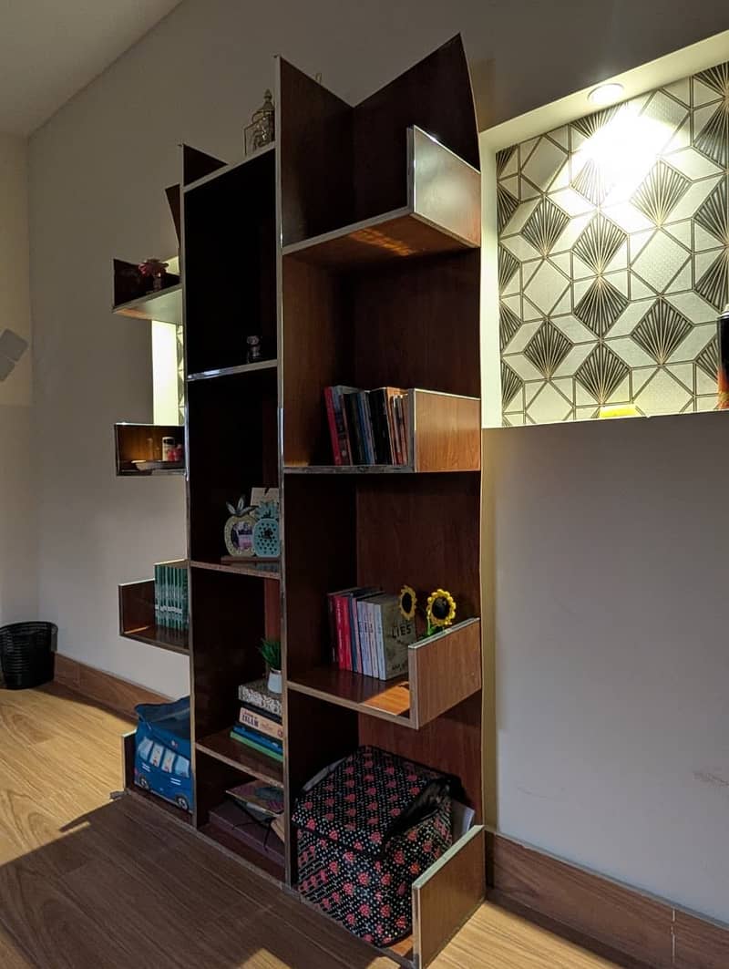 Book shelf 6