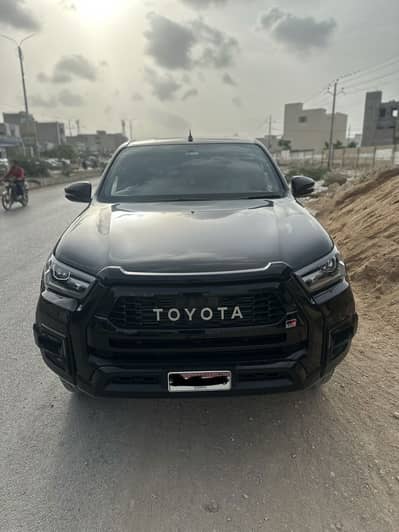 Toyota Hilux revo GR 2025  Brand new condition