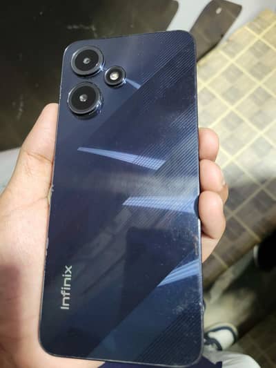Infinix Hot 30 Play